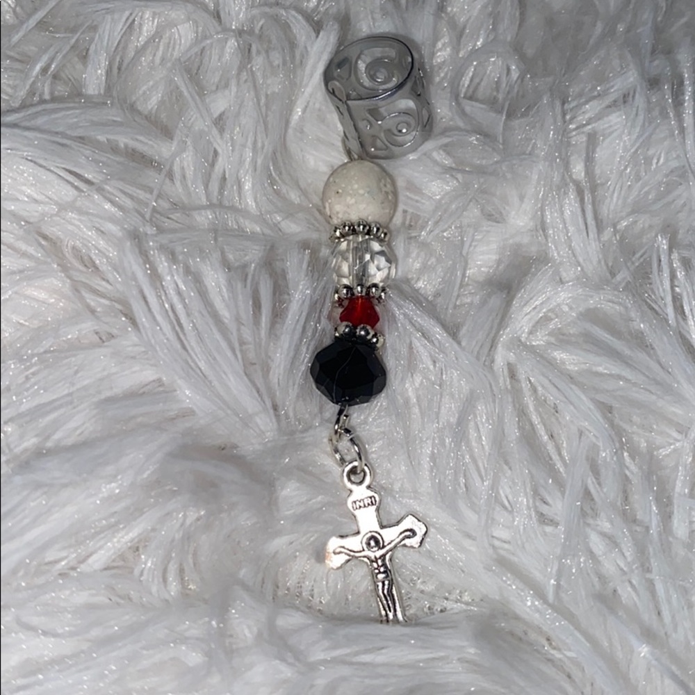 ⛪️Handmade one of a kind crucifix loc jewelry